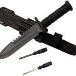 Taktinis Peilis Hastaa Su Galąstuvų Ir Titnagų