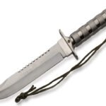 Rembo išgyvenimo peilis